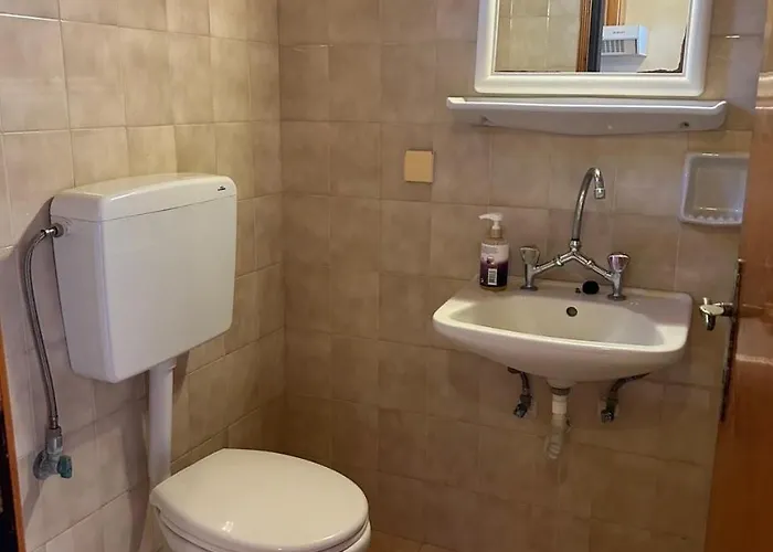 Makis Скиатос