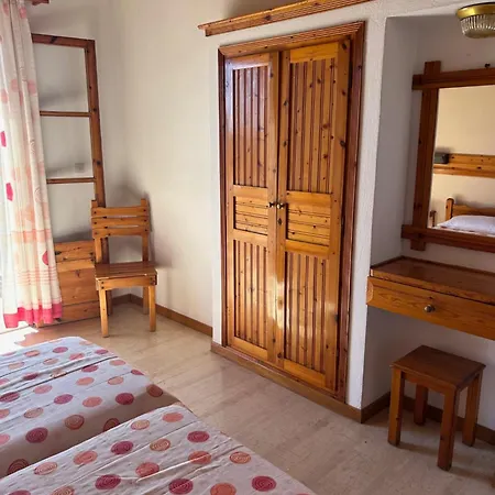 Makis 斯基亚索斯镇