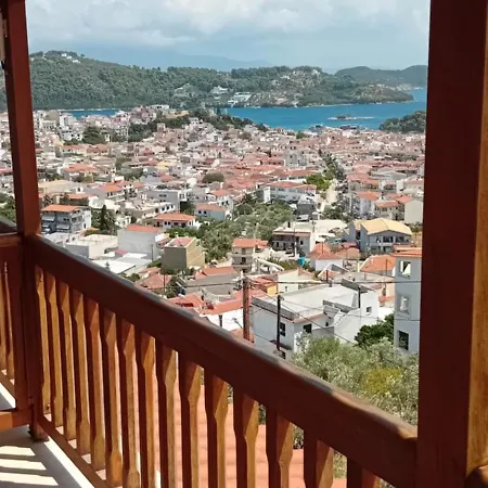 Makis 3* Skiathos